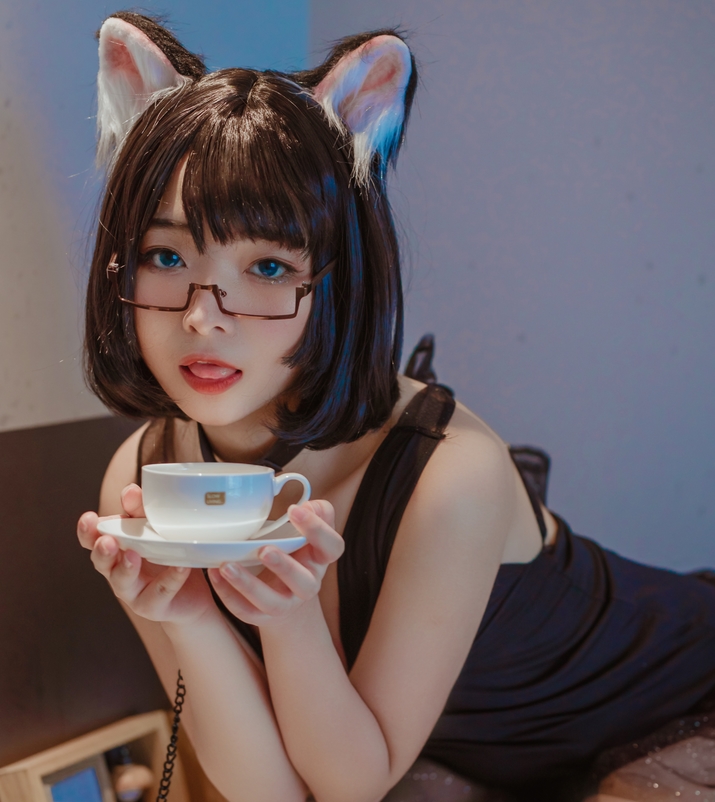 童颜大罩杯coseryuuhui玉汇：39套49g特级护理cosplay服装大揭秘！